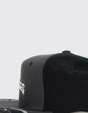 Thumbnail 3 of 3