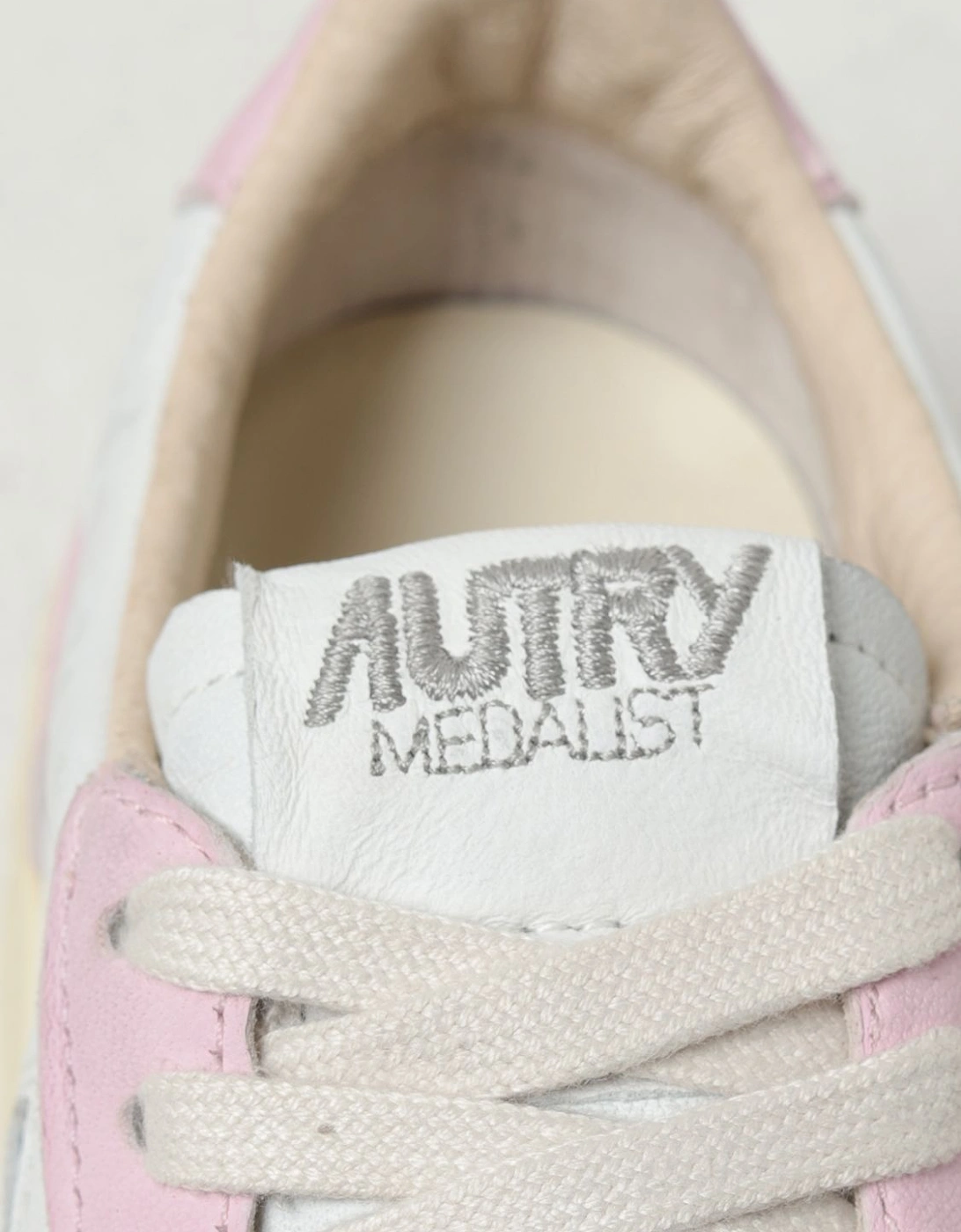 Medalist Low Top Sneaker