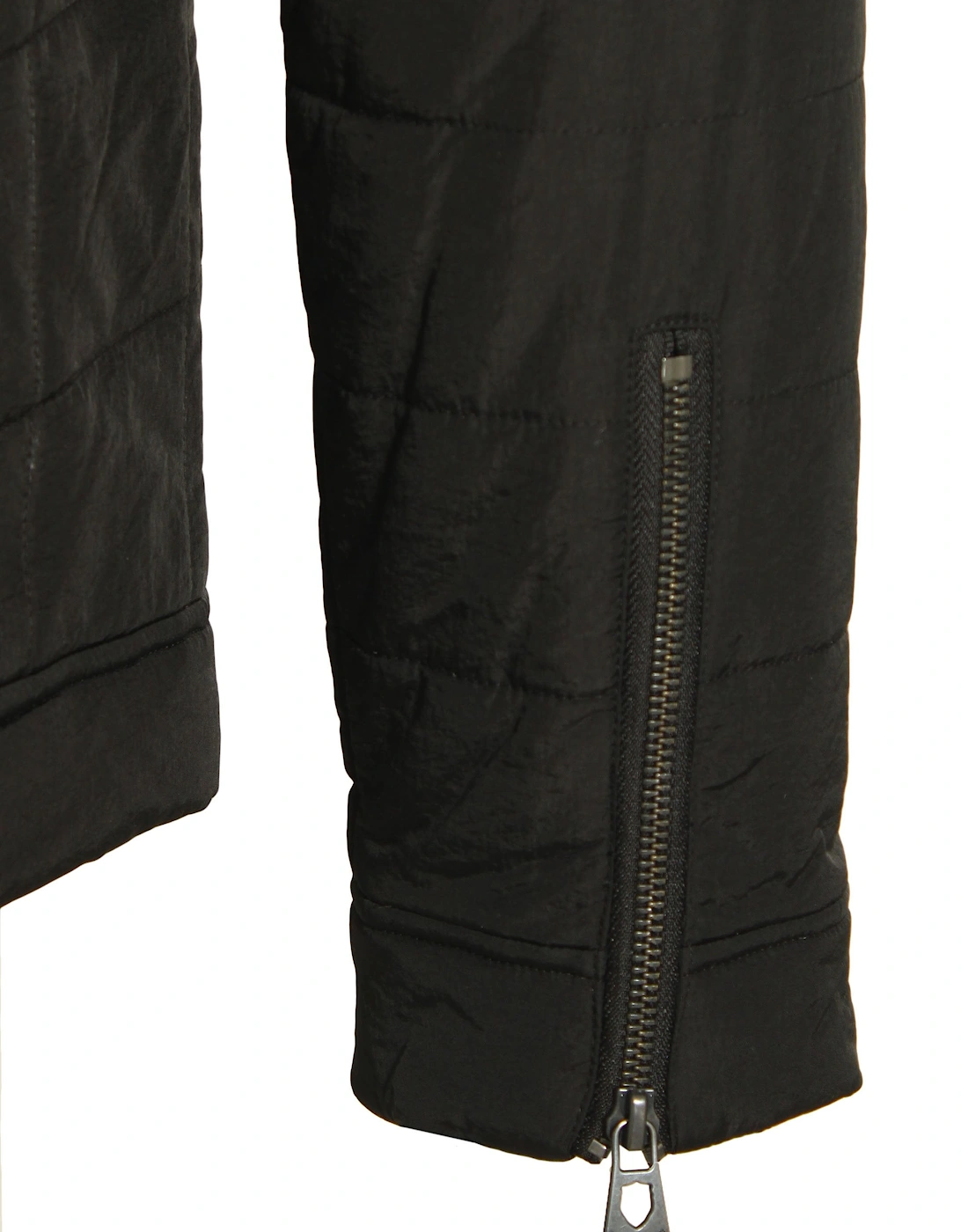 Hellon Quilted Jacket | Black