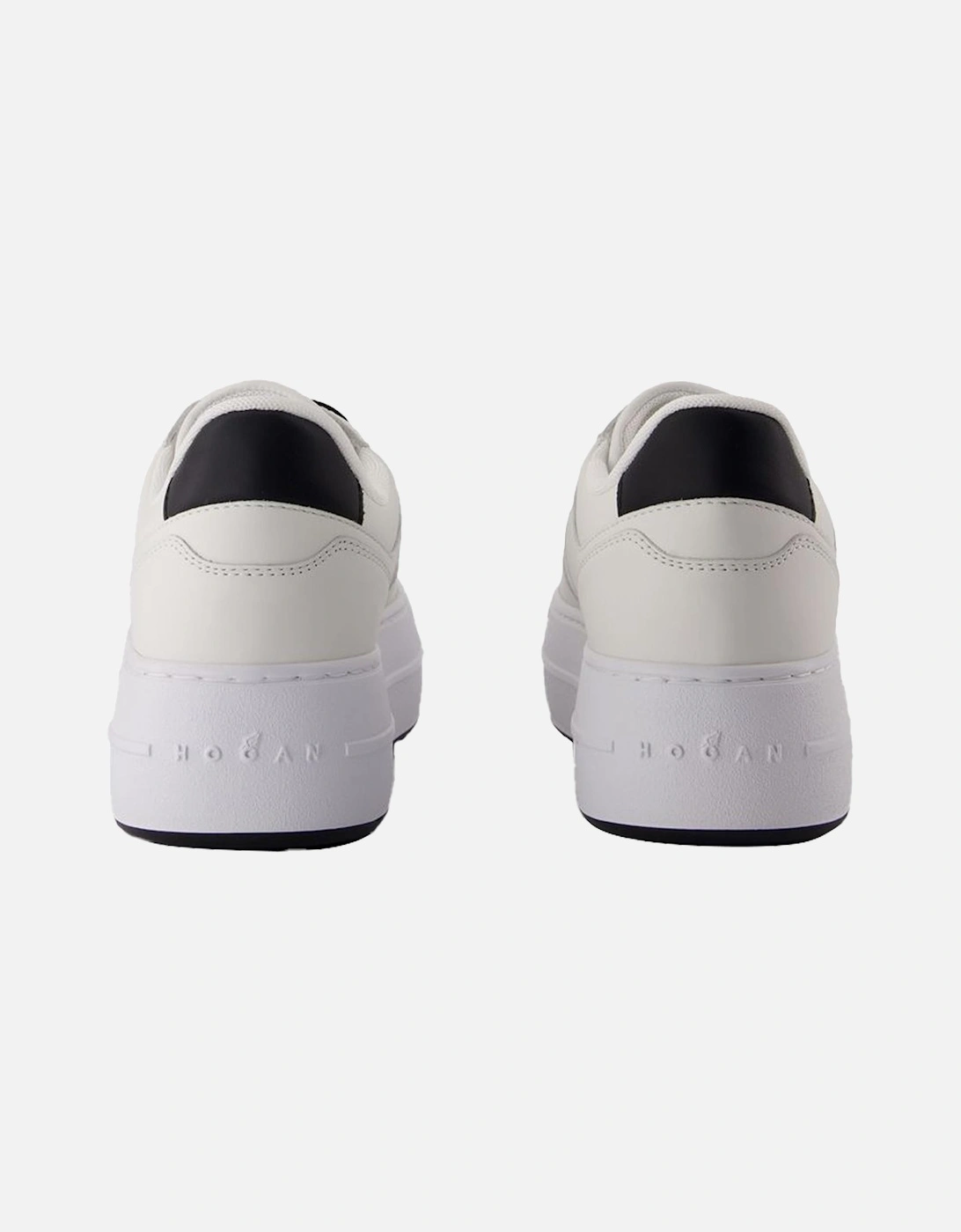 Smooth Calfskin Leather Sneakers with Round Toe and Lace-Up Closure