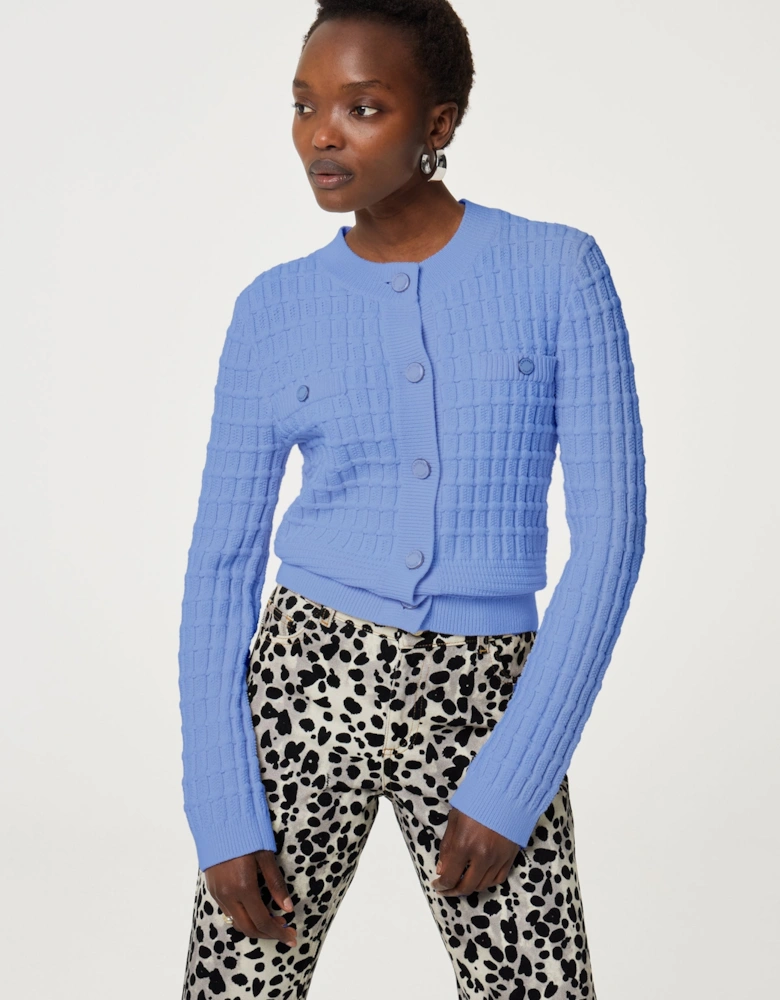 Chin cardigan