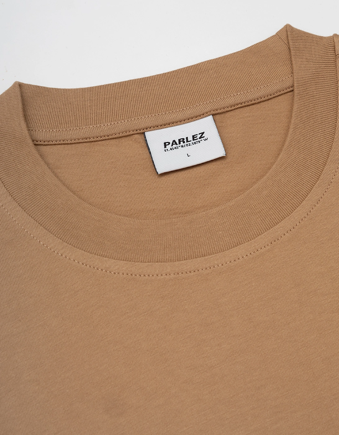Sand Currere Pocket T-Shirt