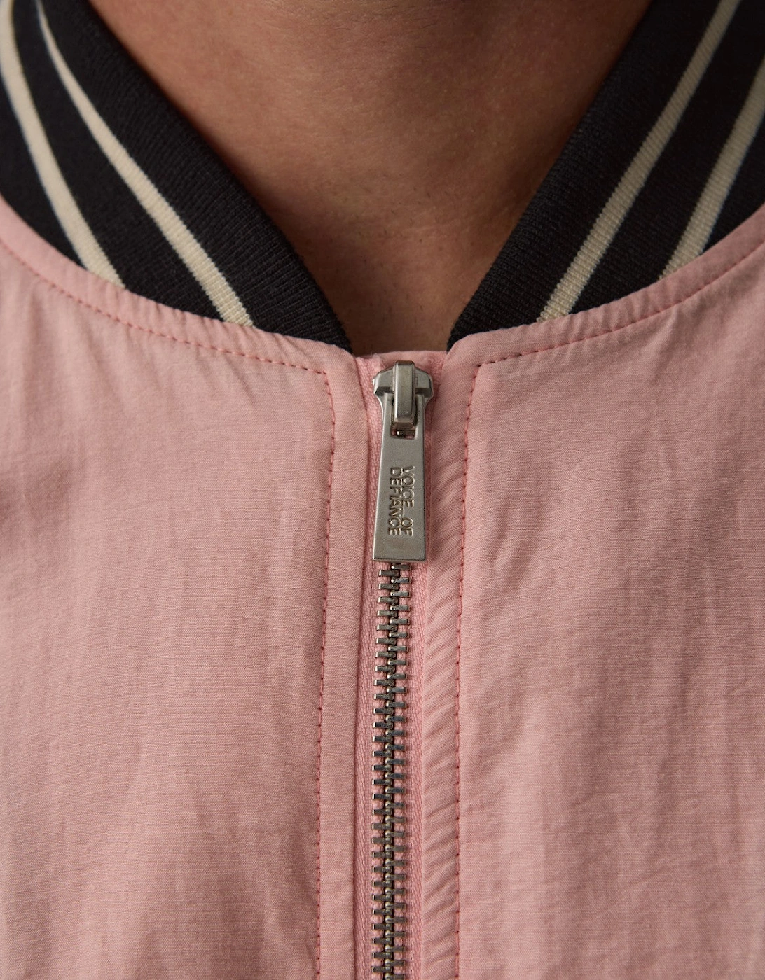 Rumble Jungle - Salmon/Black