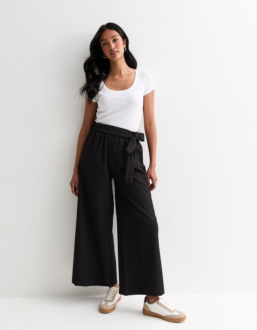 Black Elasticated Wide leg Tie detail Trousers