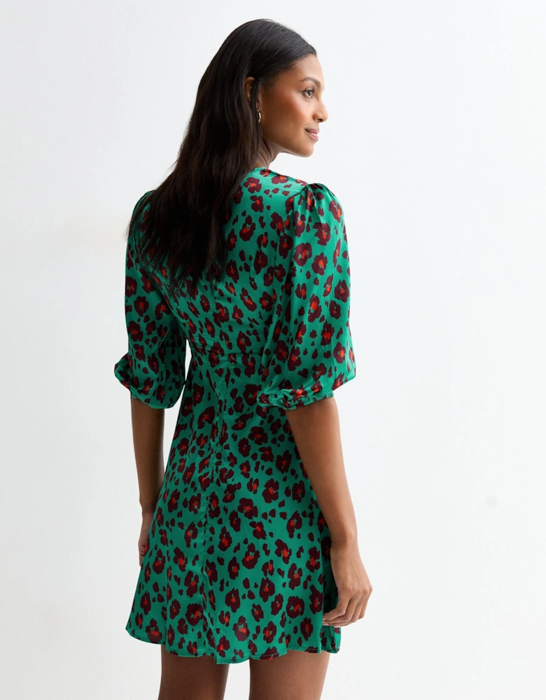 Green Animal Print V Neck Shift Mini Dress