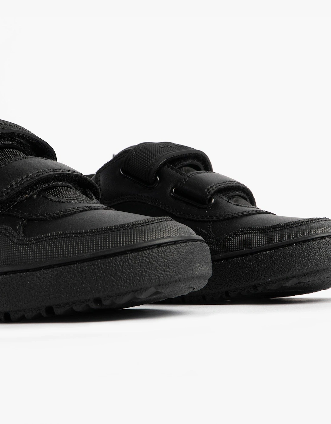J THELEVEN BOY Unisex Kids Black