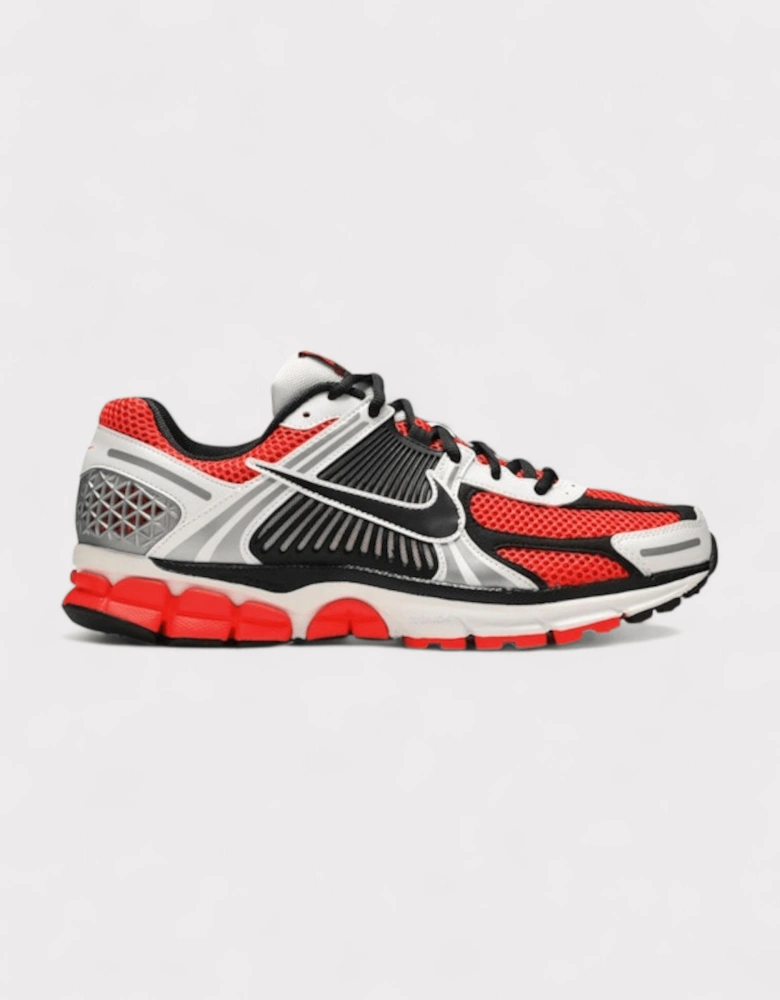 Zoom Vomero 5 SE Bright Crimson