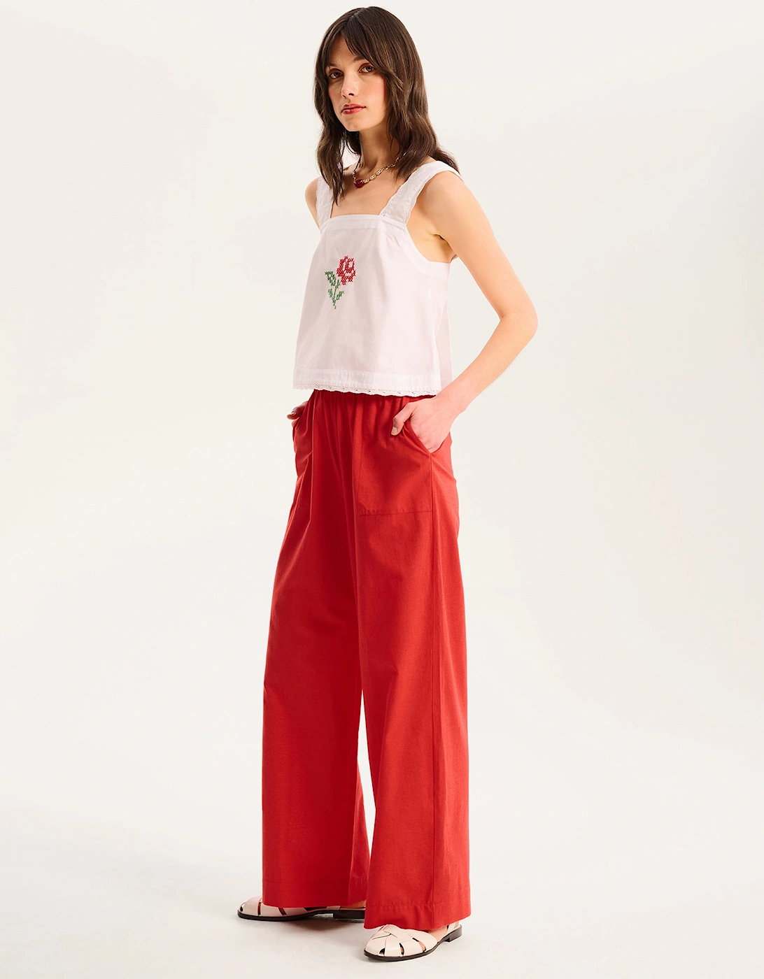 Elinda Top in White, 7 of 6