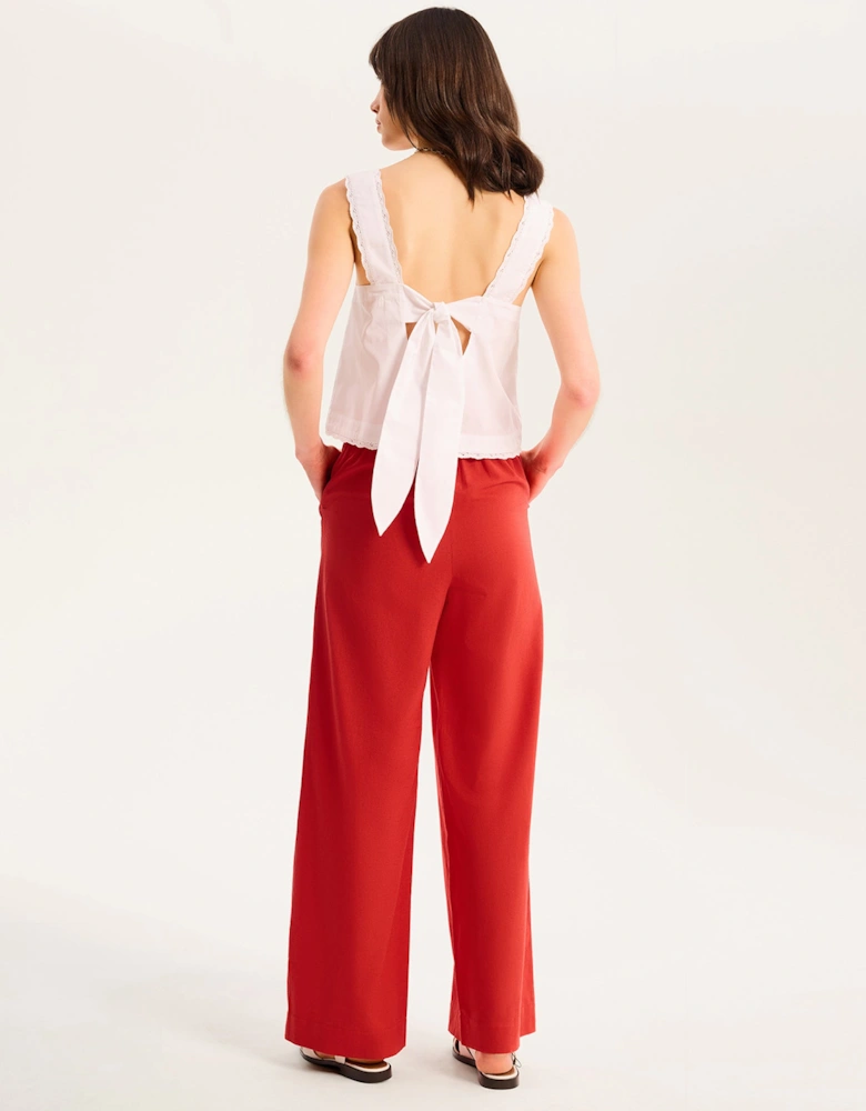 Elinda Top in White