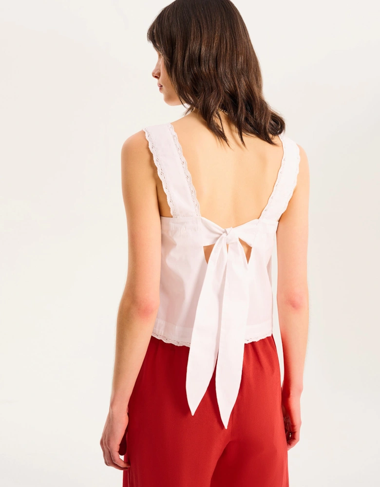 Elinda Top in White