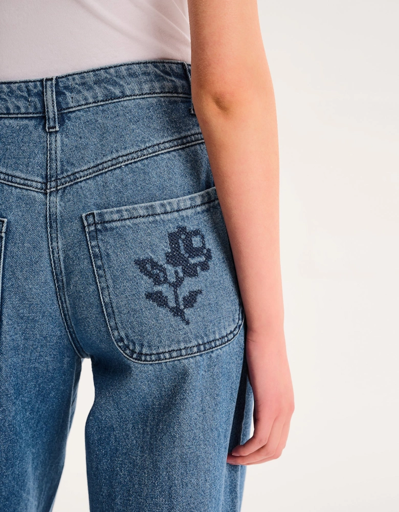 Portland Embroidered Jean in Mid Wash