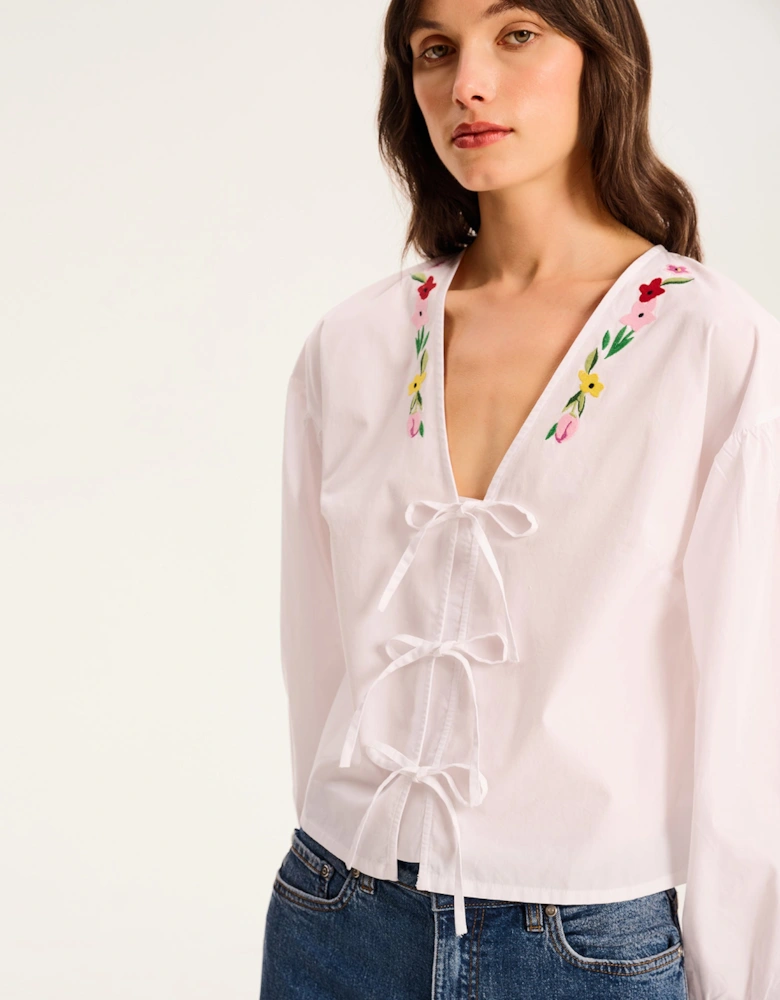 Annaka Blouse in White