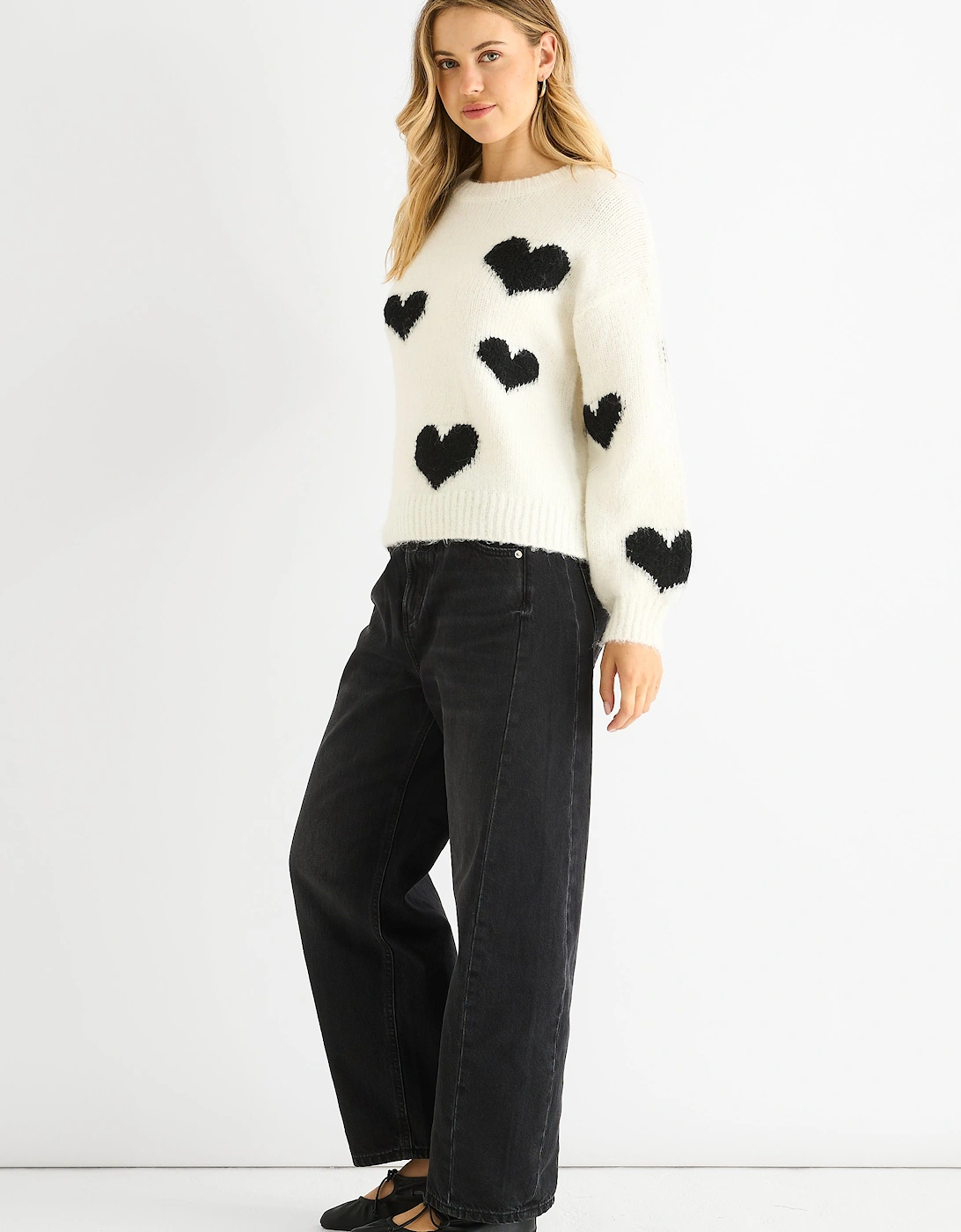 Cream Contrast Heart Oversized Knit Jumper
