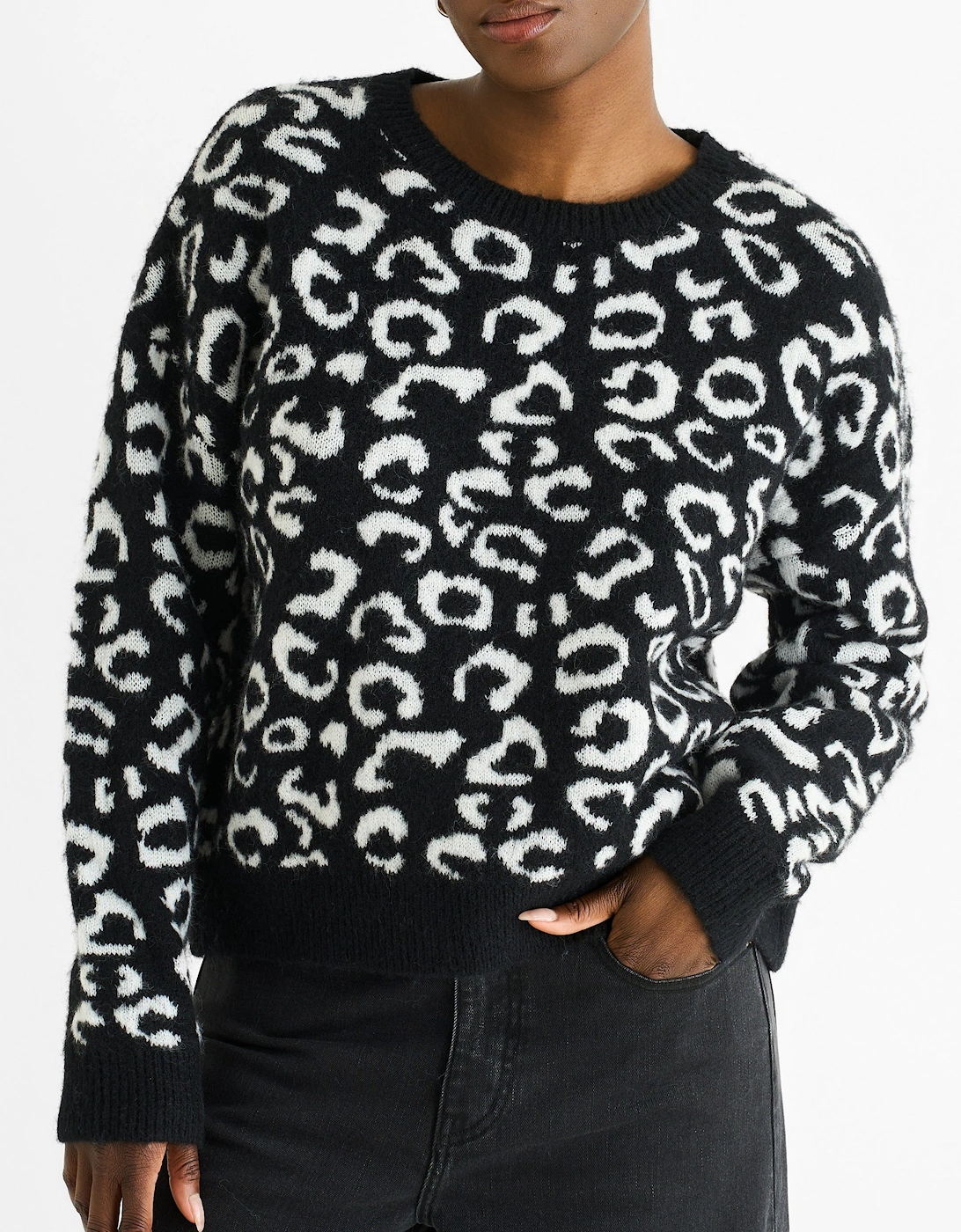 Black Animal Pattern loose Fit Knit Jumper