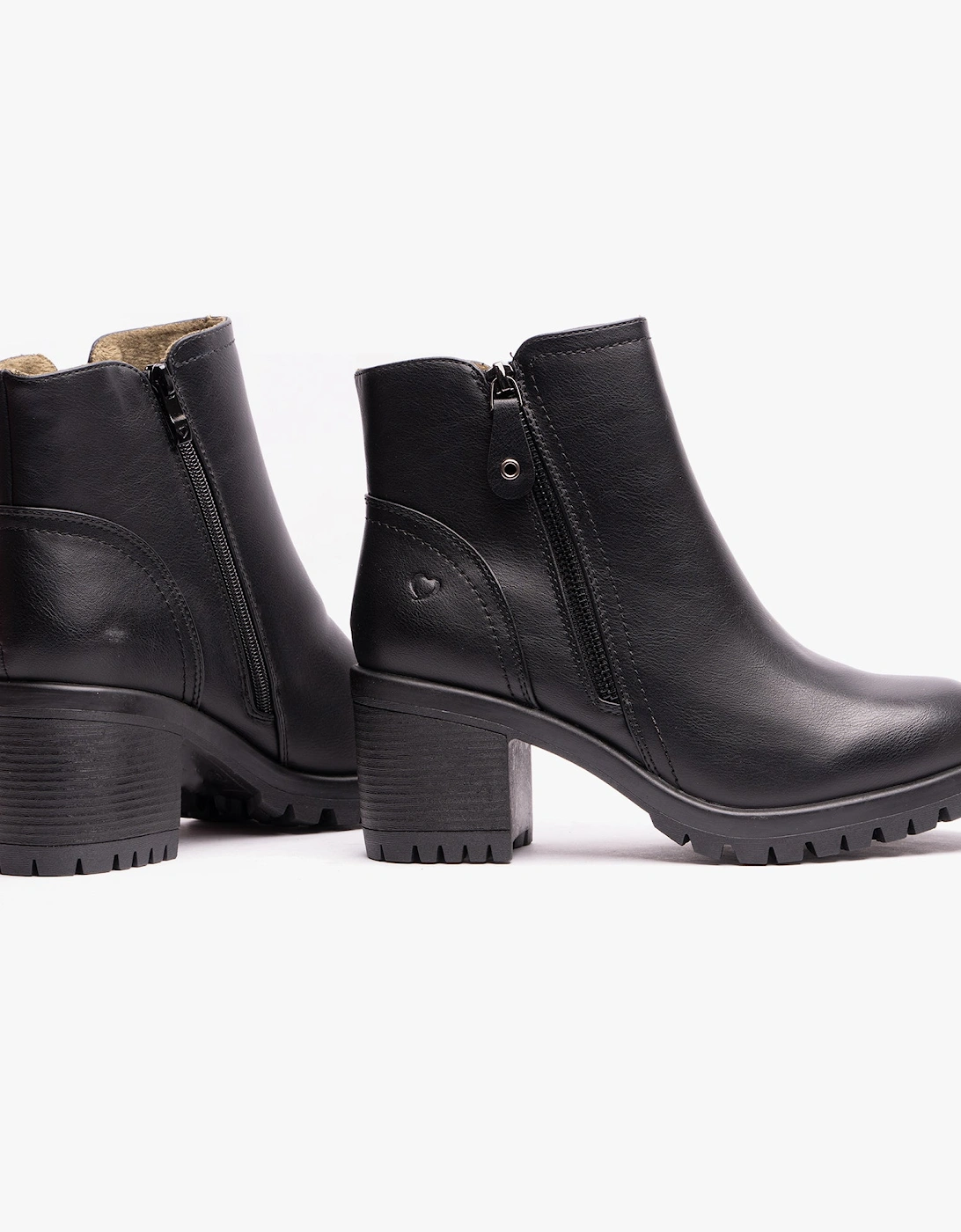 LARKIN Womens Ankle Zip Boots Black