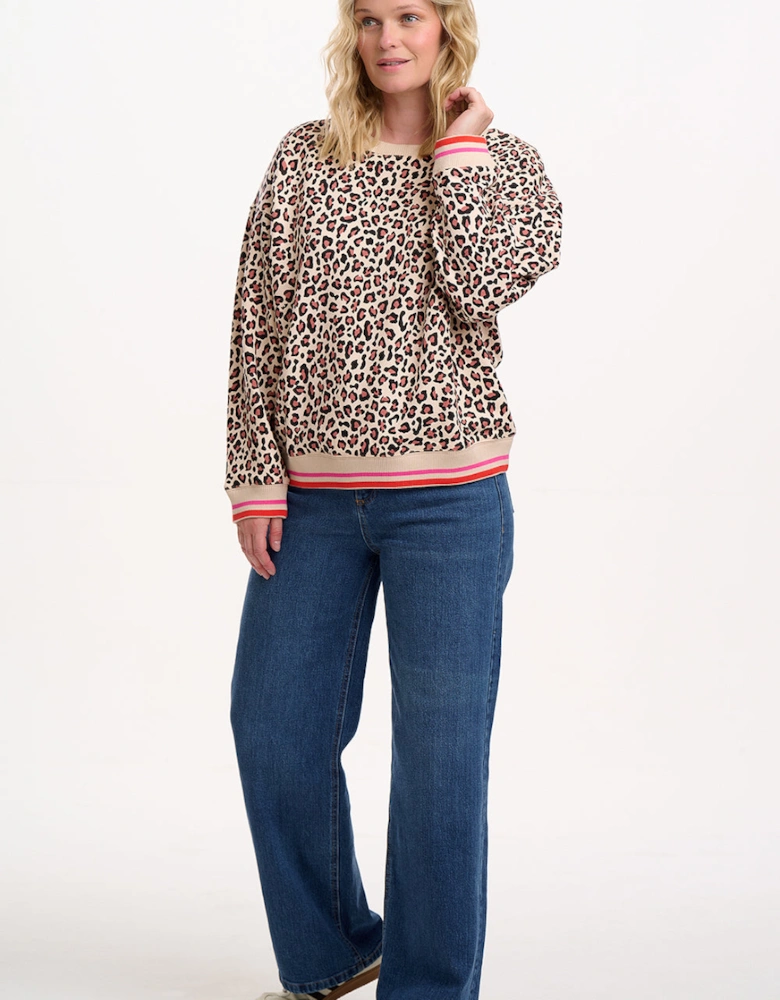 Eadie relalxed sweatshirt in stone leopard print