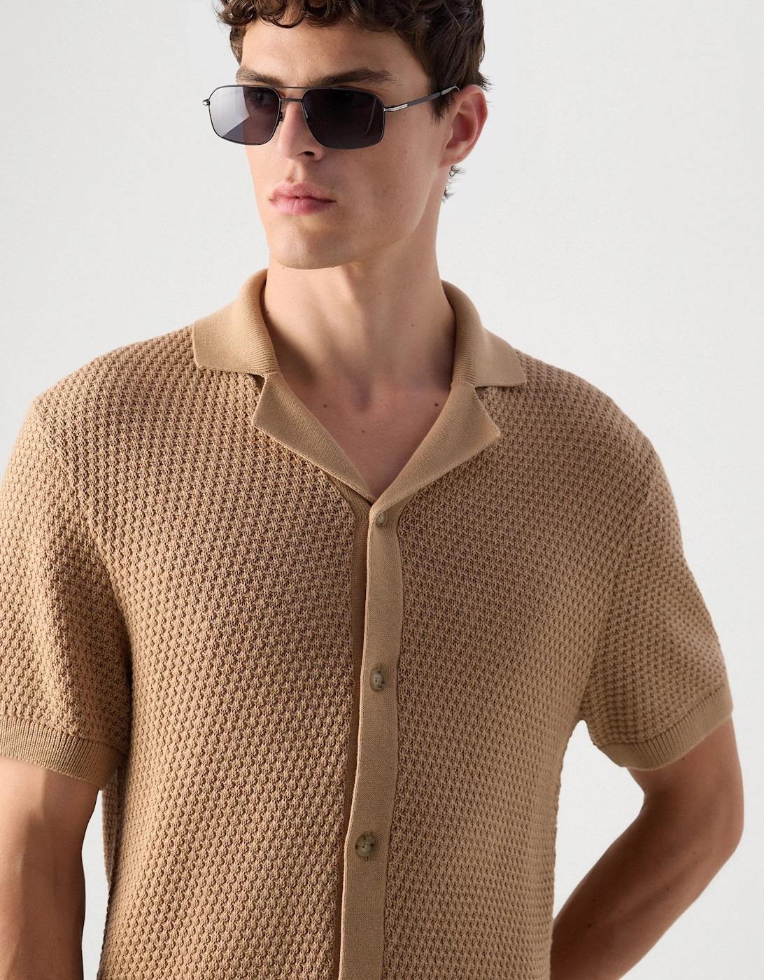 C Iconico Beige