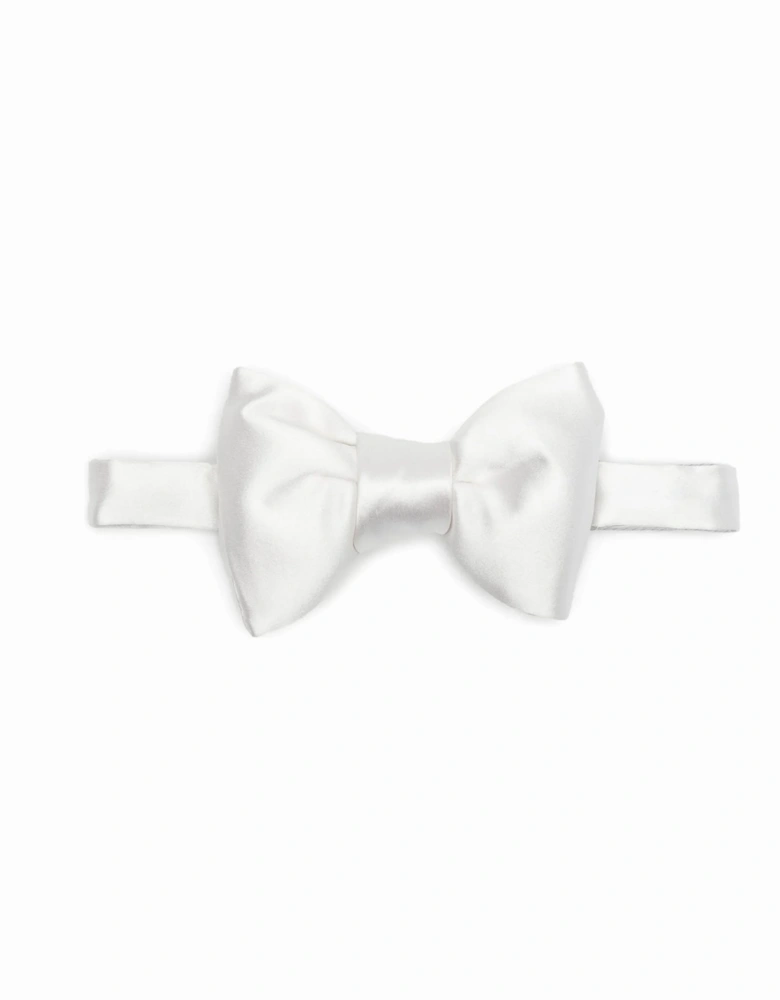 Silk Bow Tie 6cm X 10cm White