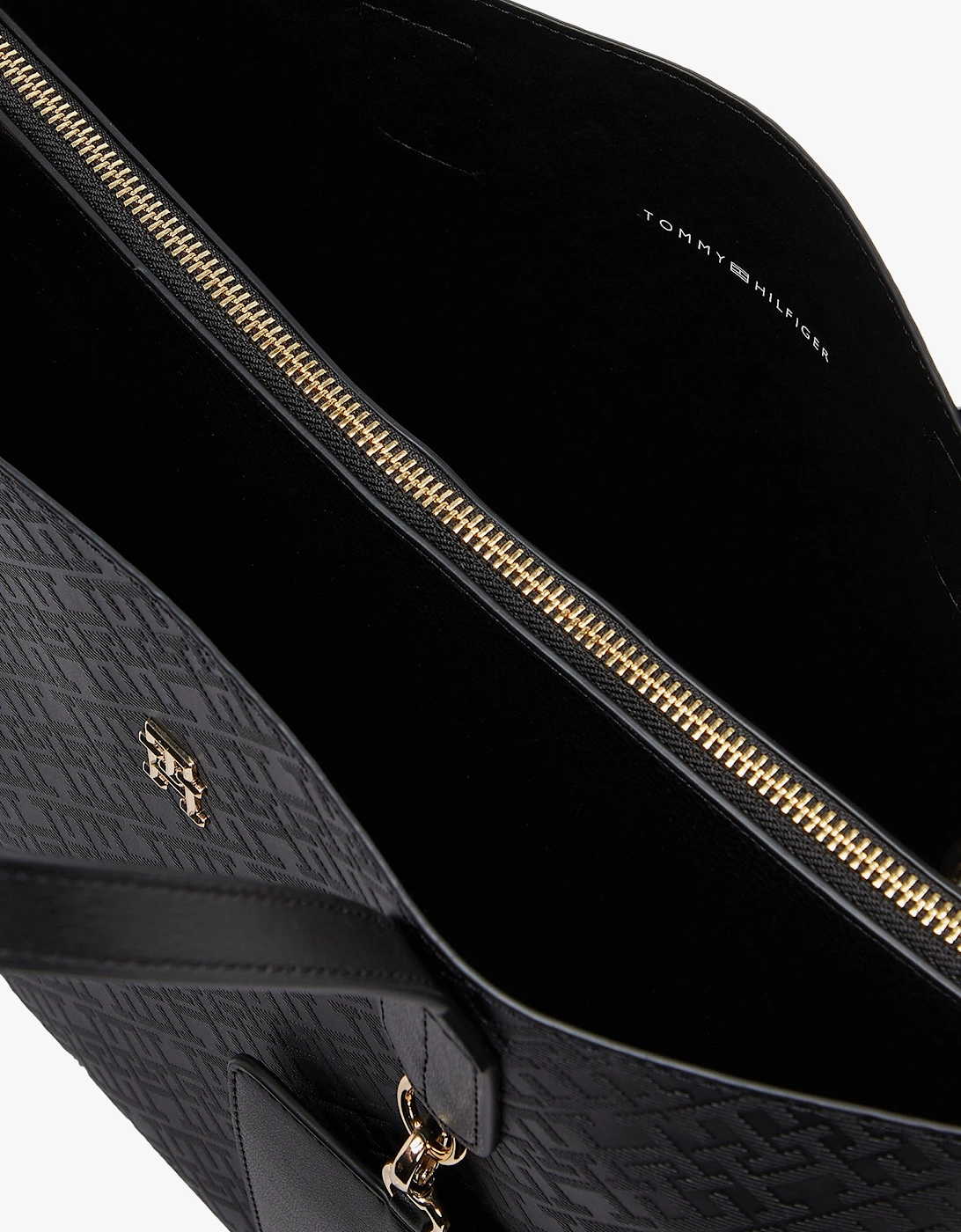 DISTINCT SATCHEL Womens Handbag Black