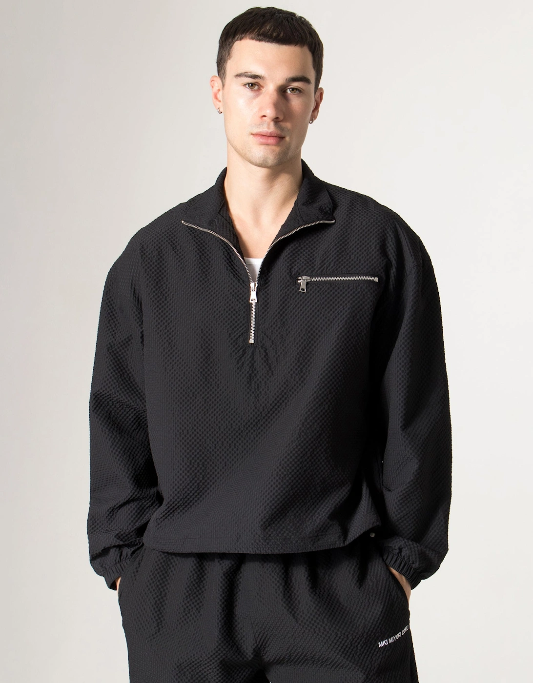 Seersucker Quarter Zip Sweatshirt