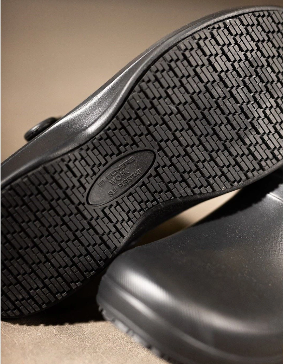 Riverbound Men's Black Clogs