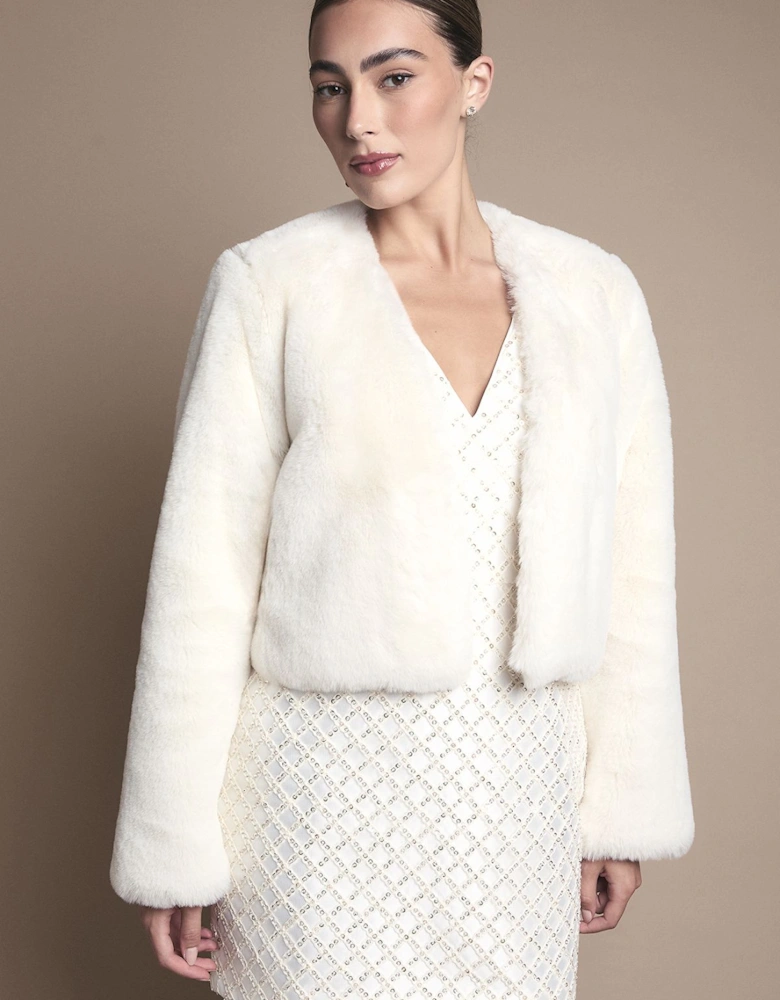 Occasion Short Edge To Edge Fur Coat