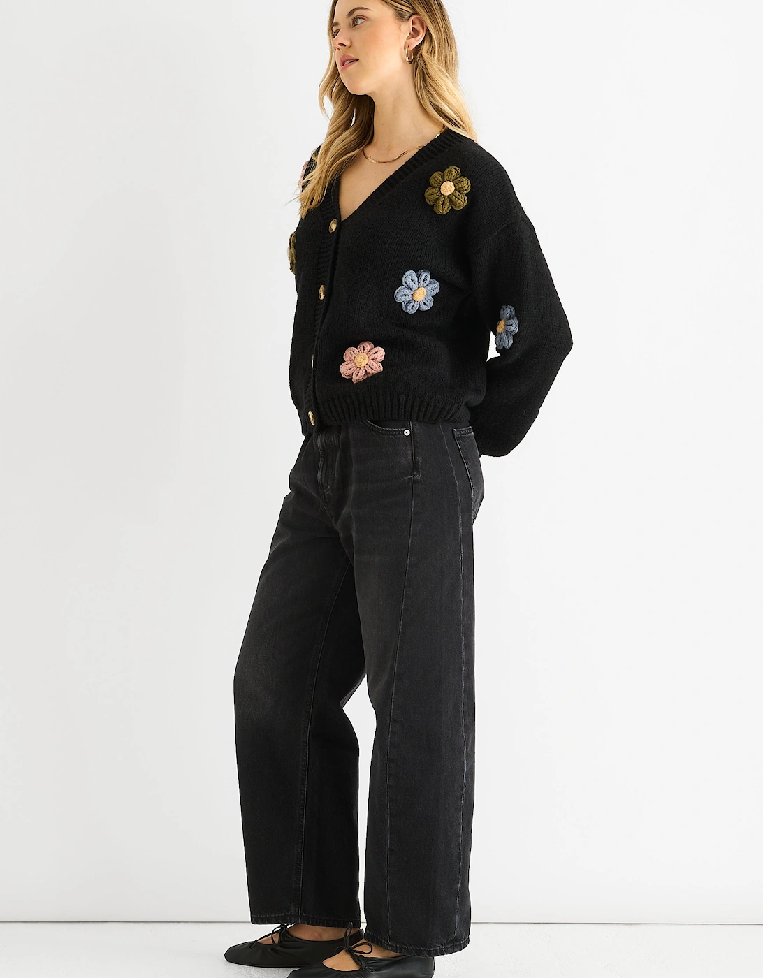 Black 3D Contrast Flower Crochet Cardigan