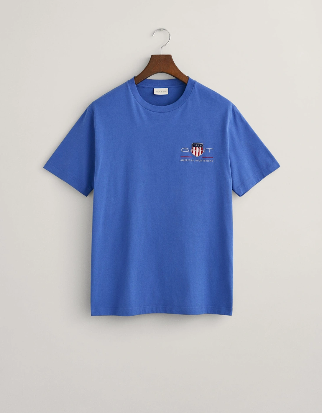 Mens Regular Fit Embroidered Archive Shield T-Shirt - 407 Rich Blue, 2 of 1