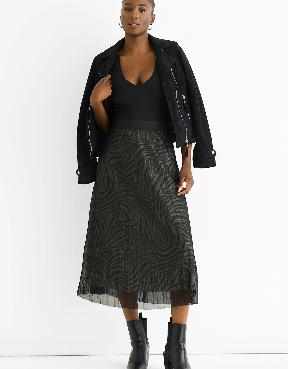 Gini London Women's Black Animal Print Mesh Overlay Pleated Midi Skirt - Size: 14