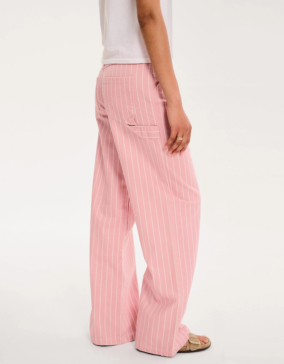 Axelle Jean in Pink