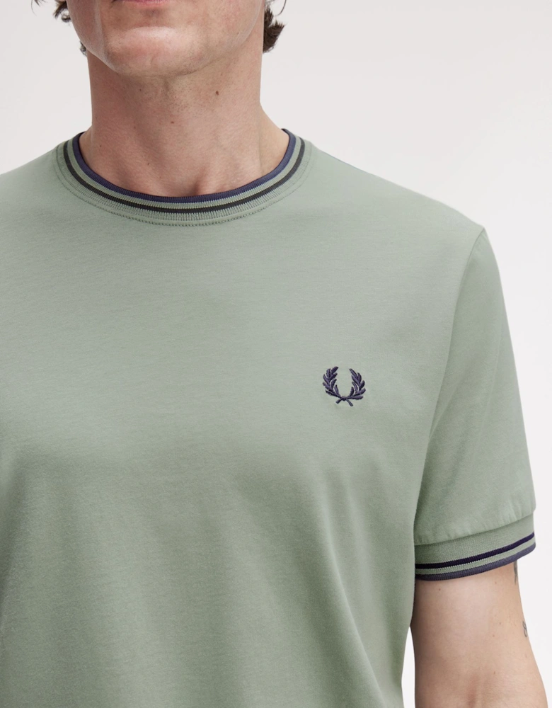 M1588V Twin Tipped T-Shirt - Bay Leaf/Dark Air Force/Tennis Blue