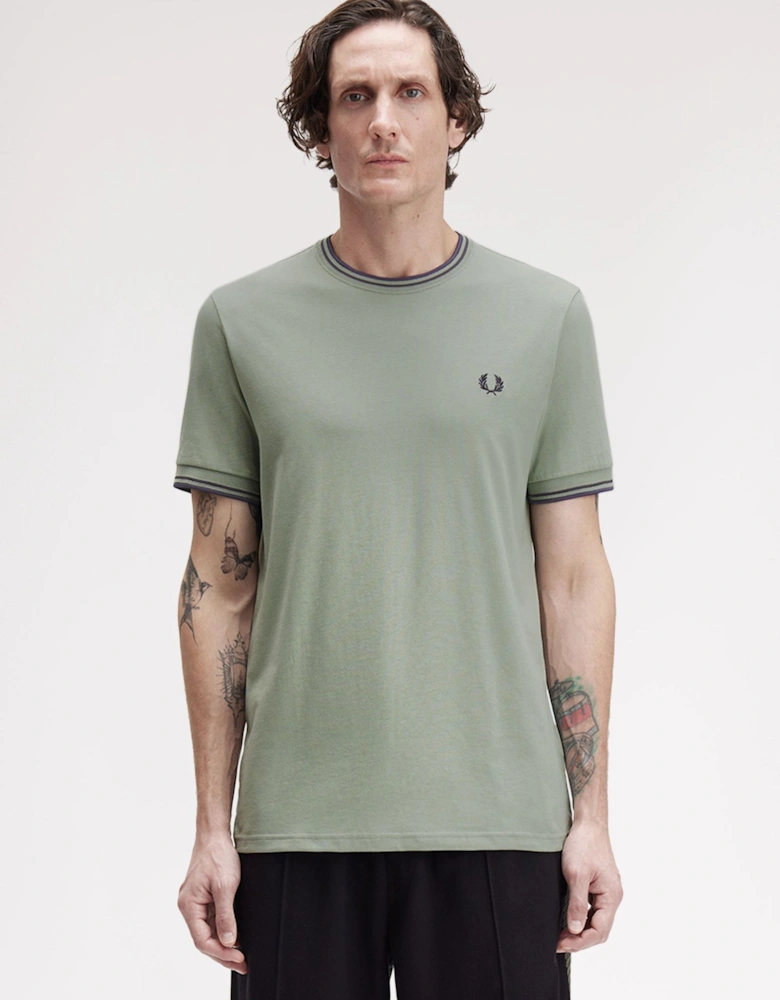 M1588V Twin Tipped T-Shirt - Bay Leaf/Dark Air Force/Tennis Blue