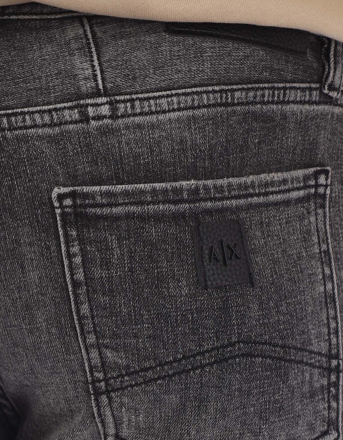 J13 Slim-Fit Jeans