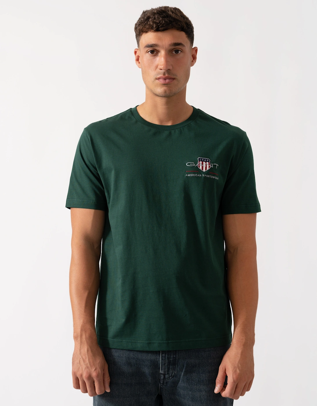 Mens Regular Fit Embroidered Archive Shield T-Shirt - 374 Tartan Green, 2 of 1