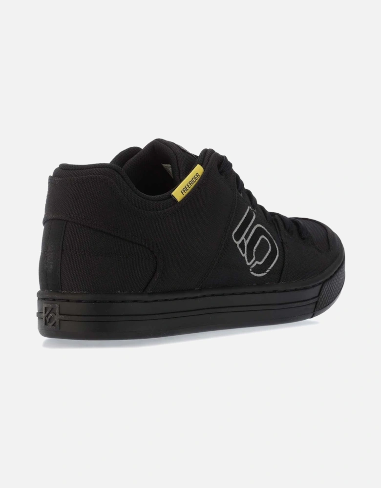 Free Canvas Trainers