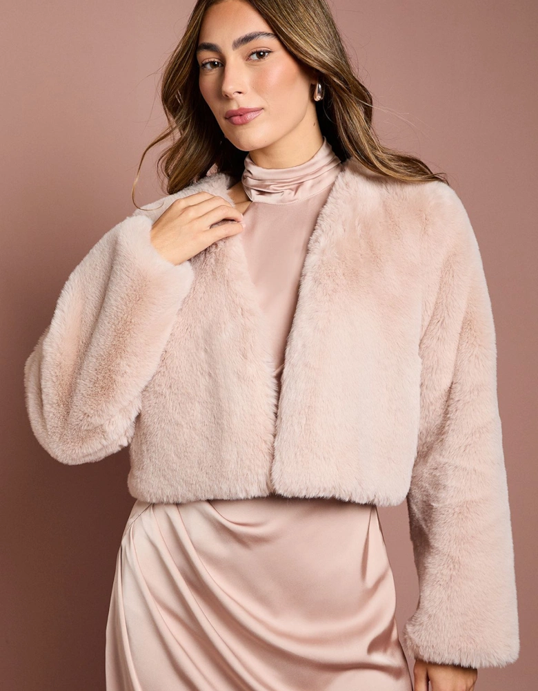 Occasion Short Edge To Edge Fur Coat