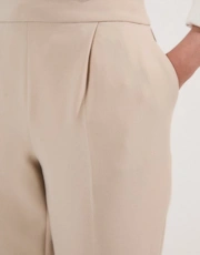 Thumbnail 4 of 4