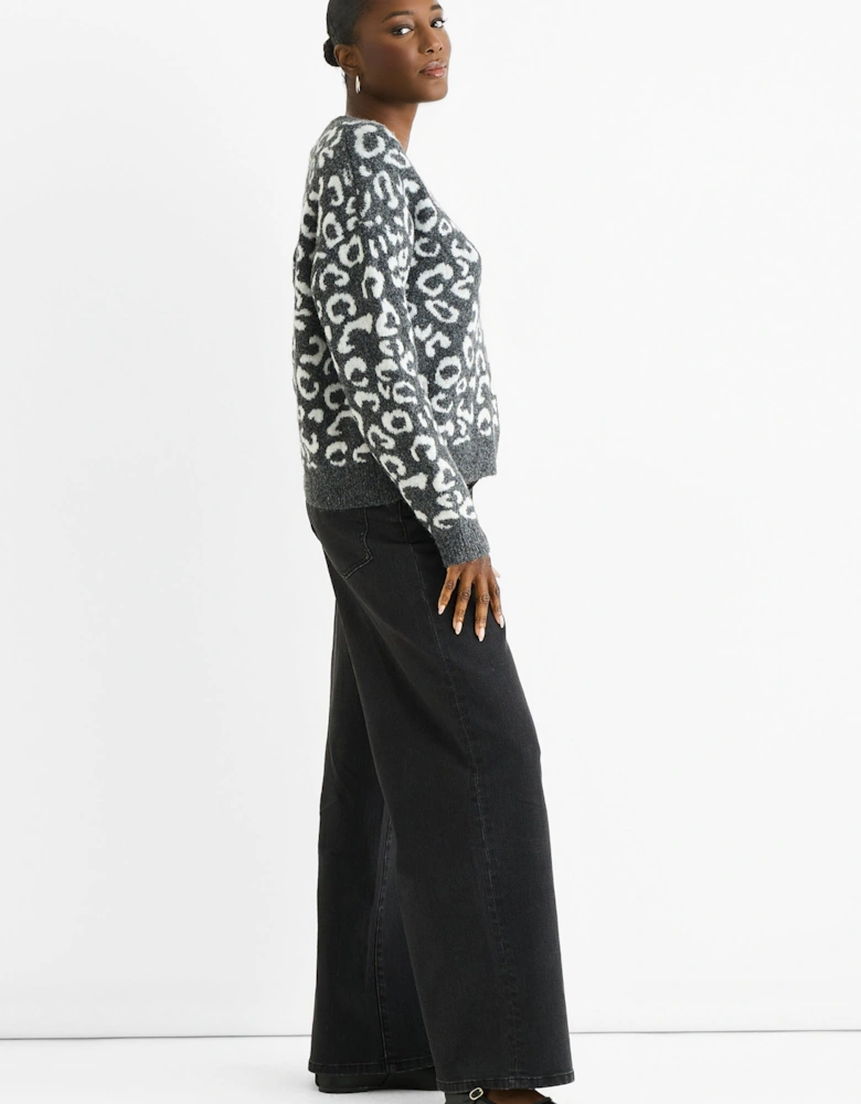 Grey Animal Pattern loose Fit Knit Jumper