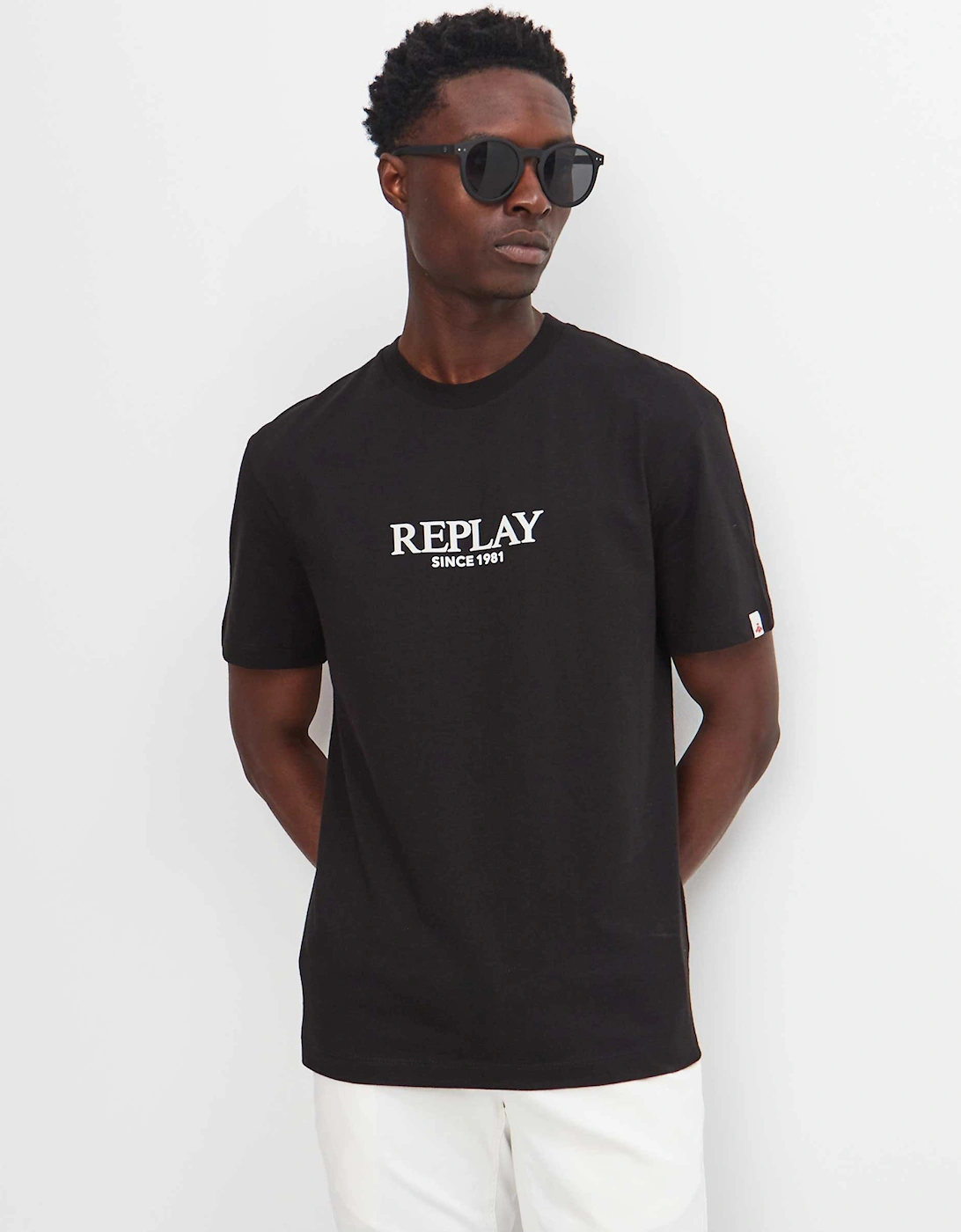 Relaxed Fit Logo T-Shirt