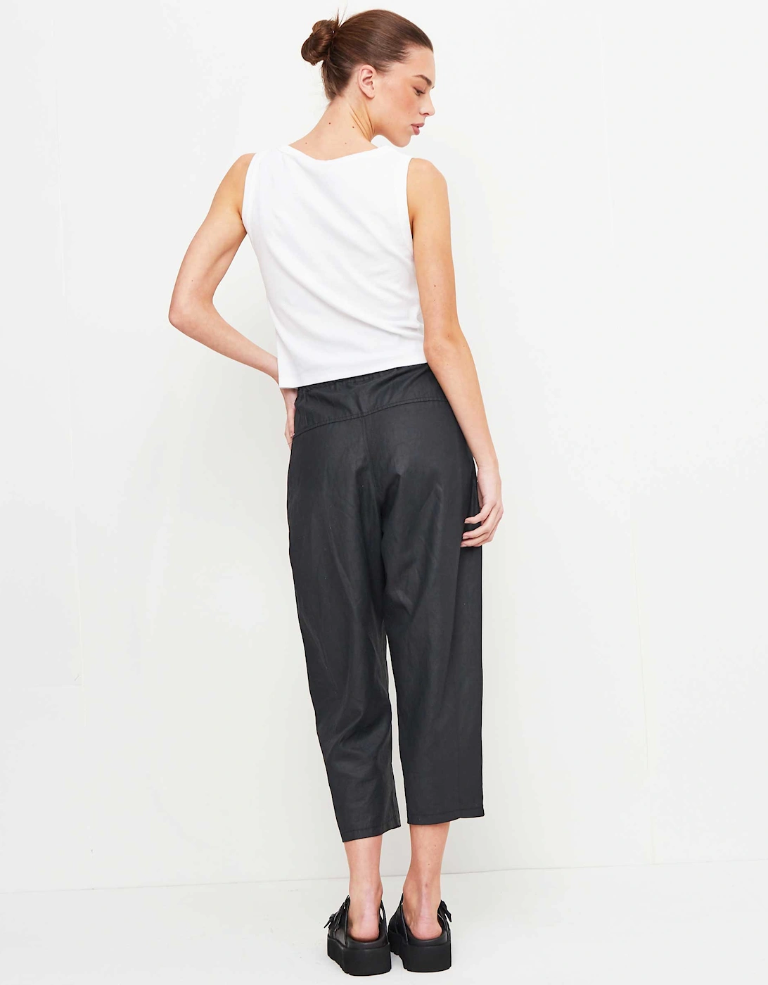 Cropped Pleated Trousers