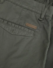 Thumbnail 2 of 2