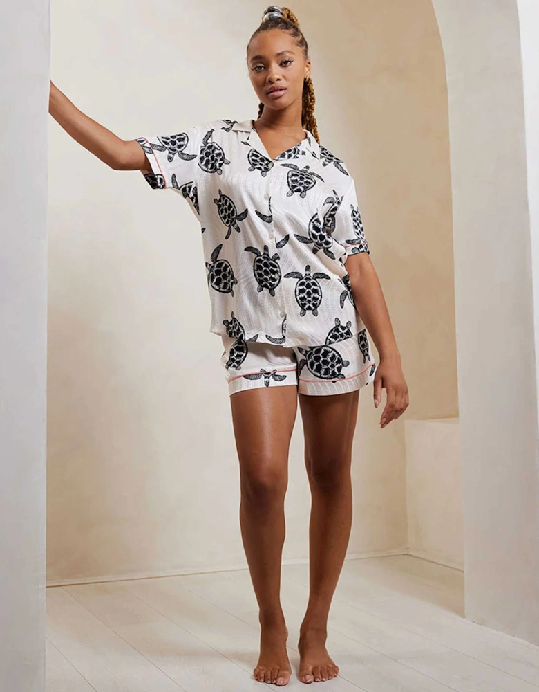 Satin Jacquard Turtle Short Pyjamas