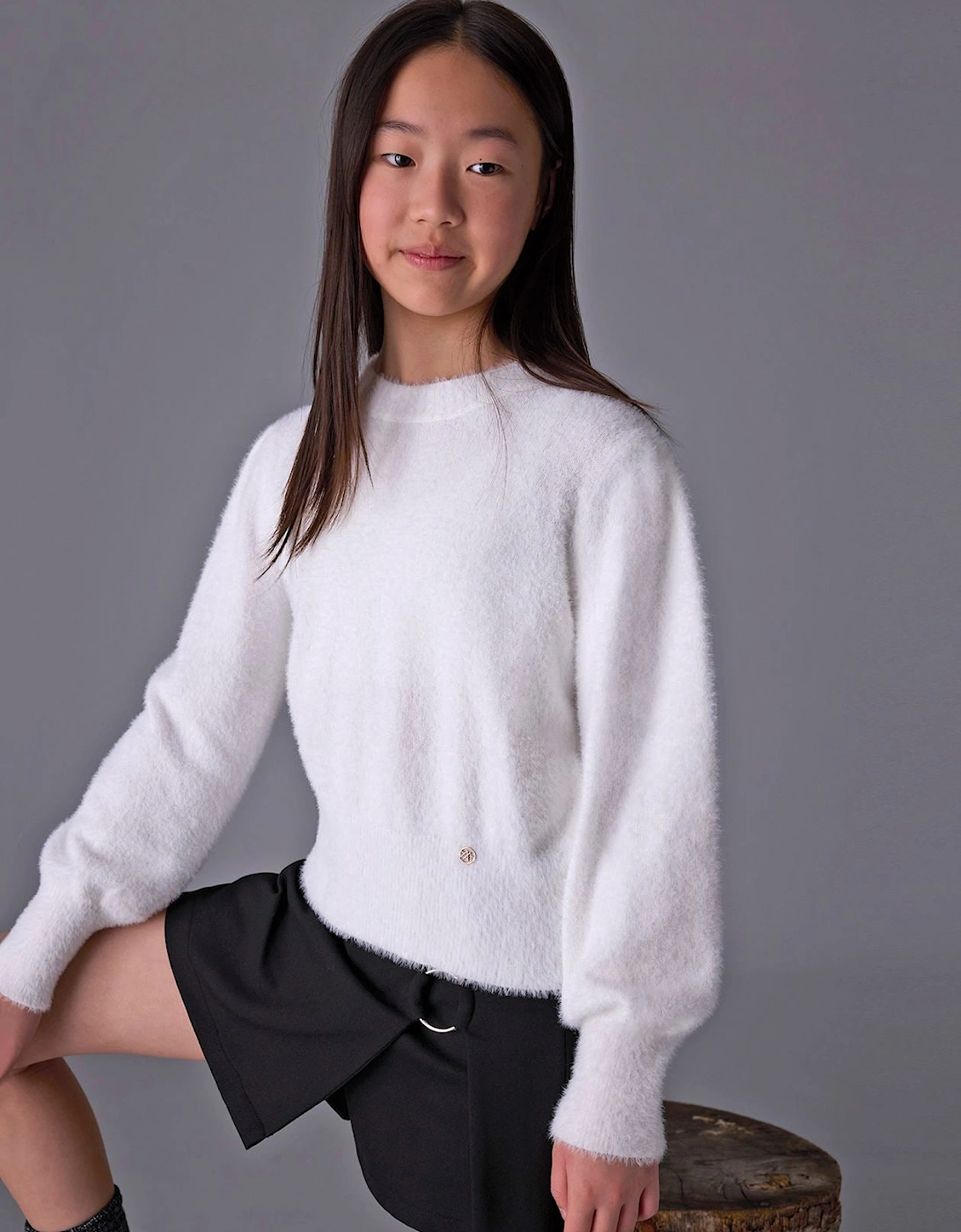 GIRL/TEEN WHITE JUMPER 7308, 3 of 2