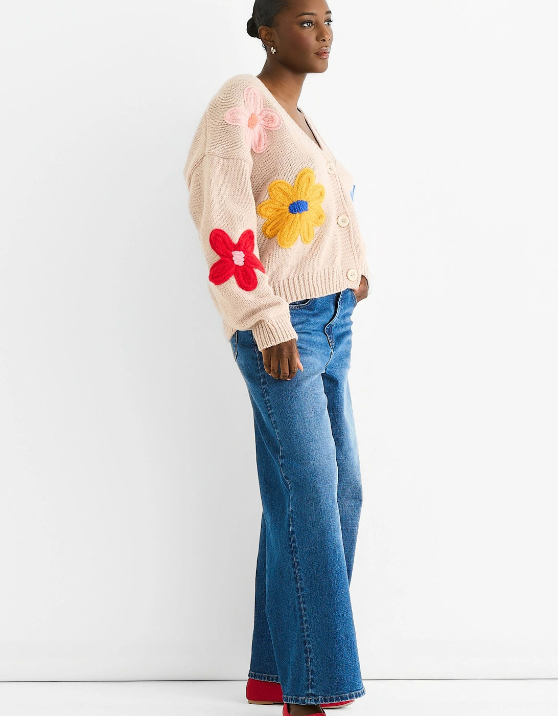 Camel Floral Knit Long Sleeves Cardigan