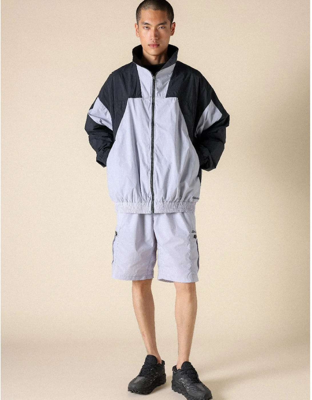 WR Light Windbreaker Jacket