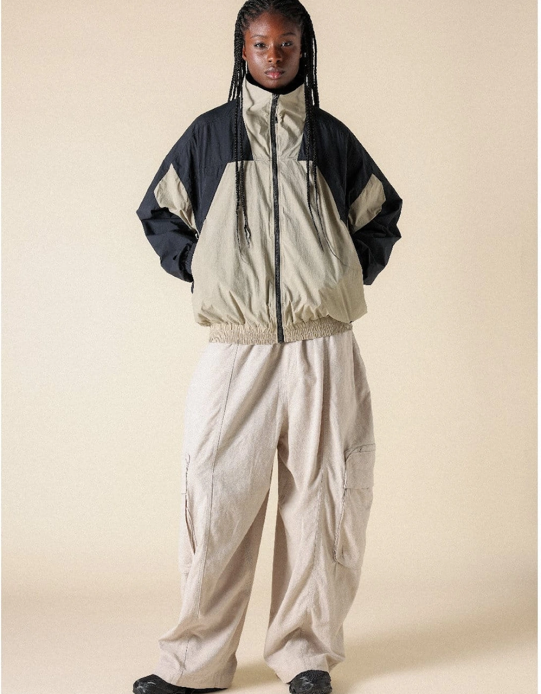 WR Light Windbreaker Jacket