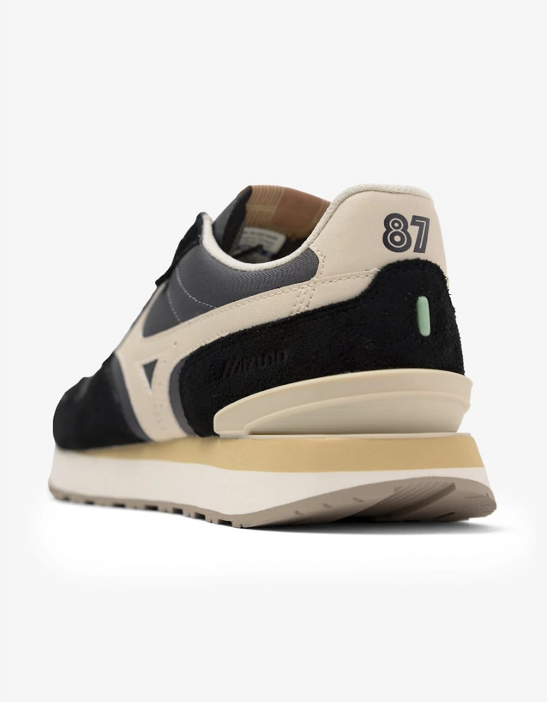 RB87 Trainers
