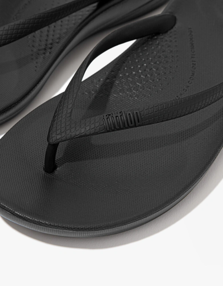 IQUSHION Womens Flip Flop All Black