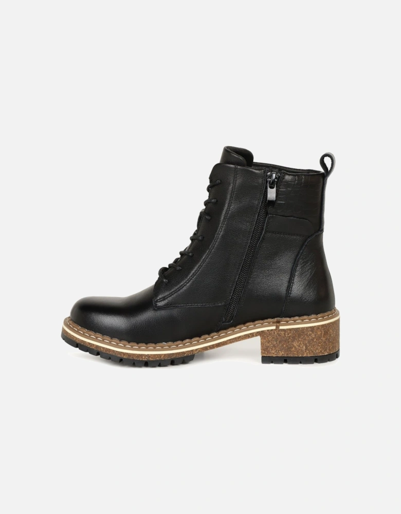 Waylynn 02 Womens Ankle Boots