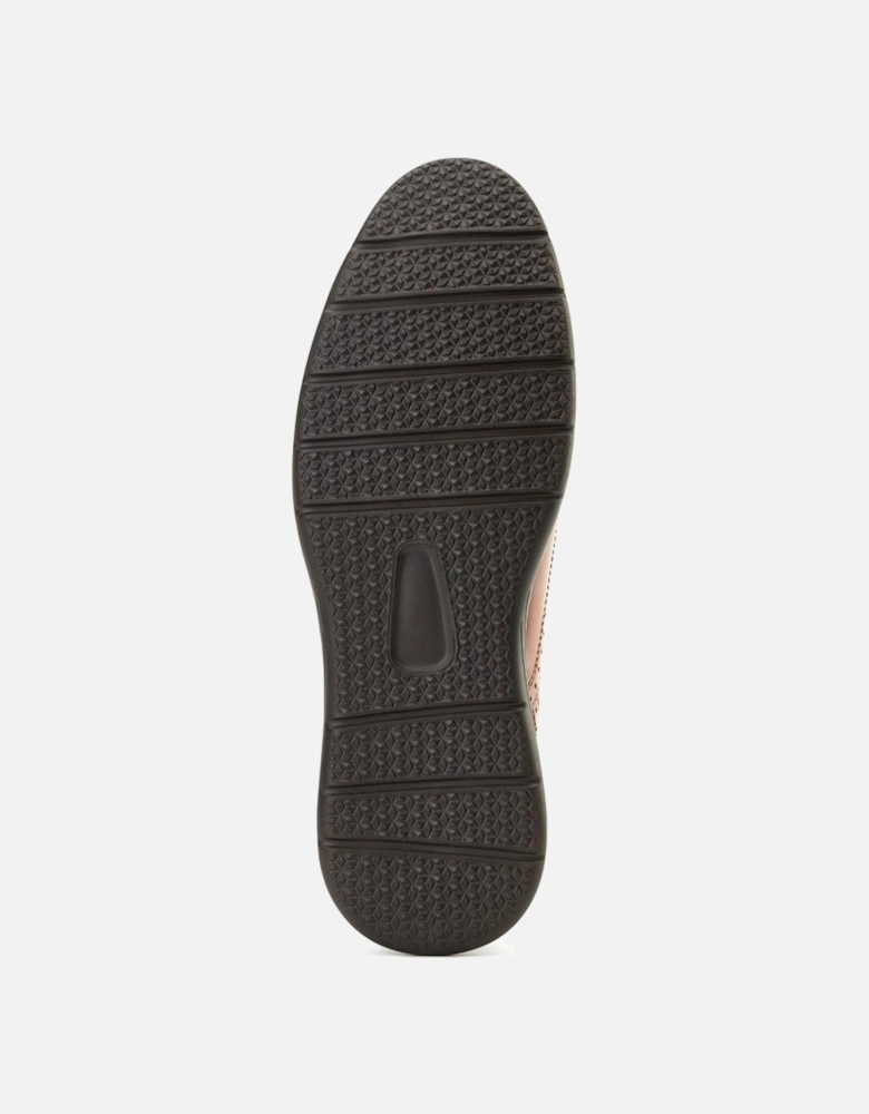 Flight 25 Brogue